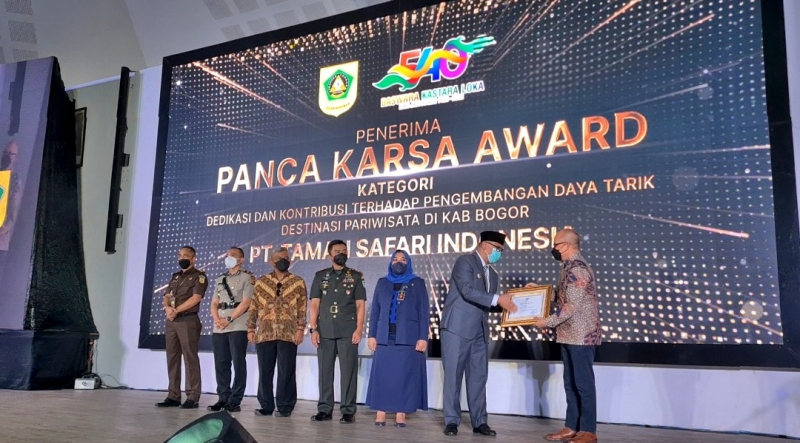“ Taman Safari Indonesia mendapat Lifetime Achievement Award pada Acara Hari Jadi Kota Bogor ke - 540 tahun” 