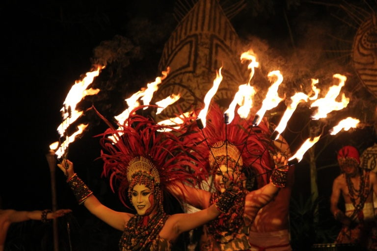 Fire Dance, Bali Safari