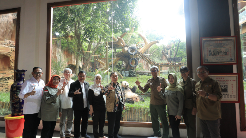 Kunjungan Komisi IV DPR RI ke Istana Panda Taman Safari Bogor. (*)