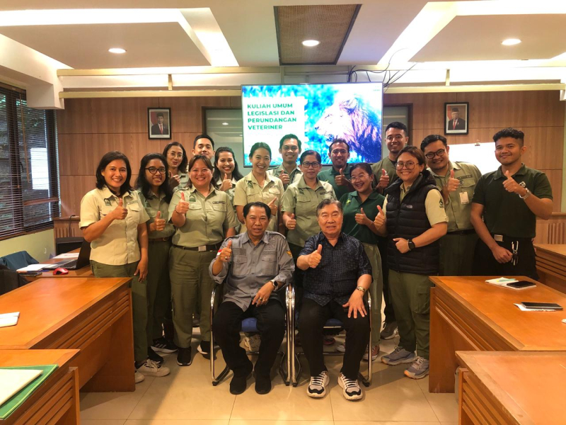 PDHI Mantapkan Sertifikasi Praktik Dokter-dokter Hewan Taman Safari Indonesia